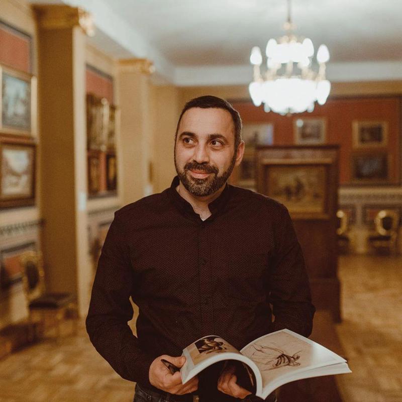 16 ნოემბრიდან გაზეთ „კვირის პალიტრასთან“ ერთად გამოვიდა „ქართველები მსოფლიო ისტორიაში“, პირველი ტომი