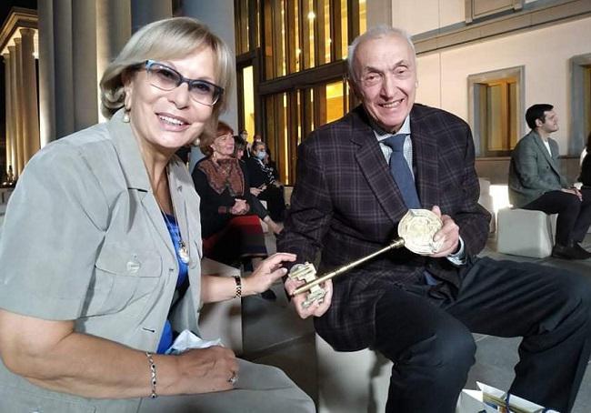 კორონავირუსი თენგიზ ცერცვაძის მეუღლესაც დაუდასტურდა - როგორია მათი ჯანმრთელობის მდგომარეობა?