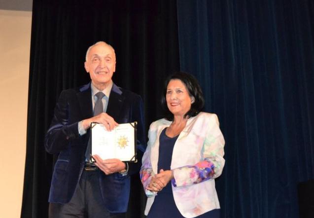 თენგიზ ცერცვაძე მის მიმართ გამოჩენილი ყურადღებისთვის პრეზიდენტს მადლობას უხდის - "თქვენი ფაქტორი მნიშვნელოვანია გამოწვევების დაძლევაში"