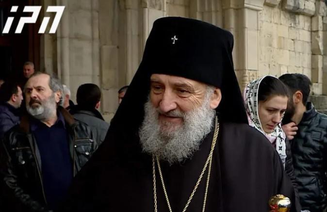 "დეკანოზმა ილია კარკაძემ მიიღო შესაბამისი შენიშვნა და წუხს ნათქვამი სიტყვების გამო" - მეუფე იოანე ისრაელის ელჩის განცხადებას ეხმაურება