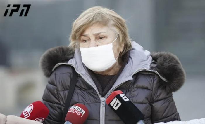 "ჩემს შვილს ამის გაკეთებისკენ სიდუხჭირემ და გაჭირვებამ უბიძგა" - რა თქვა ლევან ზურაბაშვილის დედამ სასამართლო გადაწყვეტილების შემდეგ?