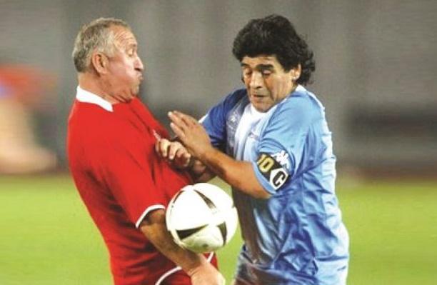 "საქართველოში ჩამოსვლით მინდოდა თქვენთვის მხარი დამეჭირა!" - რა ოცნება გაამხილა დიეგო მარადონამ 2008 წელს თბილისში ვიზიტისას