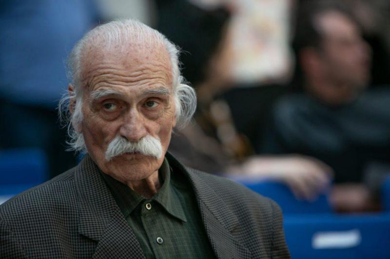 "მისთვის ახლა ბევრი ლაპარაკი არ შეიძლება" - კახი კავსაძემ კორონავირუსი დაამარცხა, როგორია მსახიობის ჯანმრთელობის მდგომარეობა?