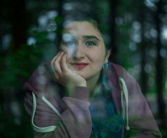 "პოლიციელმა მითხრა, იქნებ გადაიფიქრო განცხადების დაწერა, მამაა მაინცო..." - 22 წლის გოგონას ბრძოლა ოჯახში გამეფებული ძალადობის წინააღმდეგ