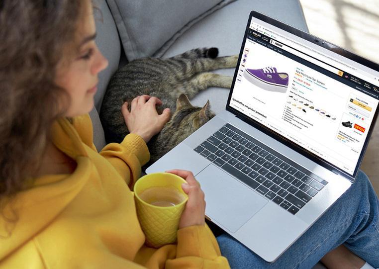 როგორ შევიძინოთ ტანსაცმელი და აქსესუარები განვადებით ყველანაირი საკომისიოს ან უხერხული პროცედურების გარეშე?