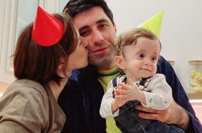 "ბევრი კვლევის მიუხედავად, "ხელჩასაჭიდი“ ვერ ვიპოვნეთ. ვინერვიულეთ ბევრი" - რა პრობლემა აქვს ვახო სანაიას და თამუნა ყურაშვილის სრულიად ჯანმრთელ ბიჭს?