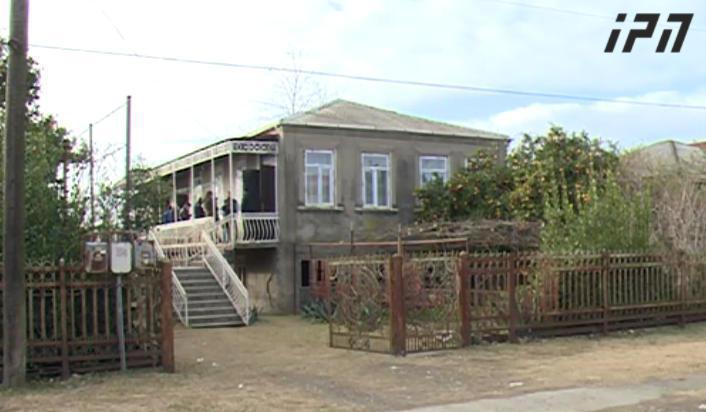 "დაგვიანებული მკურნალობის გამო გარდაიცვალა, არანაირი თანმდევი დაავადება არ ჰქონია" - ფოთში კოვიდით გარდაცვლილი 32 წლის მამაკაცის ოჯახი ექიმებს ადანაშაულებს