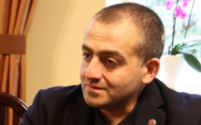 "ცოტნე საქართველოში არსებული ყველაზე ძლიერი რეაბილიტოლოგების ხელშია" - გიორგი გამსახურდია მანანა არჩვაძე - გამსახურდიას და მისი მხარდამჭერების აქციაზე განცხადებას ავრცელებს