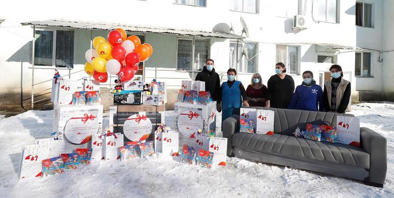 „რომპეტროლი“ ტრადიციას აგრძელებს - კომპანია კოჯრის შშმ ბავშვთა სახლს  ესტუმრა