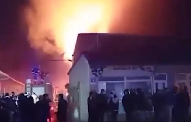 გორში, ბაზრობაზე მოვაჭრეებმა გასაყიდი პროდუქციის ხანძრისგან გადარჩენა მოახერხეს