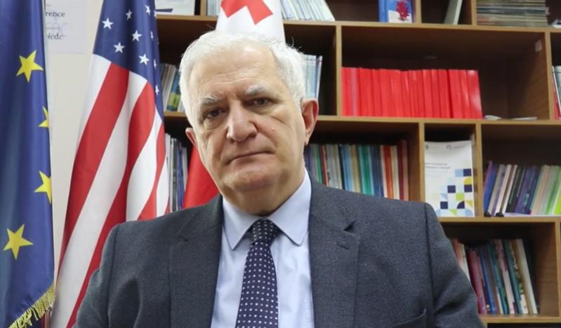 "ახალი კორონავირუსის ცირკულაცია სულ მცირე ერთი წელი, წელიწად-ნახევარი გაგრძელდება" - ამირან გამყრელიძე ვიდეომიმართვას ავრცელებს