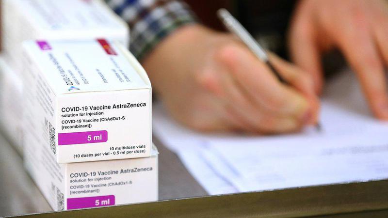 "გადამწყვეტი მომენტია ვირუსის წინააღმდეგ ბრძოლაში" - გაერთიანებულ სამეფოში დღეიდან Oxford-AstraZeneca-ს ვაქცინით მოქალაქეების აცრა დაიწყო