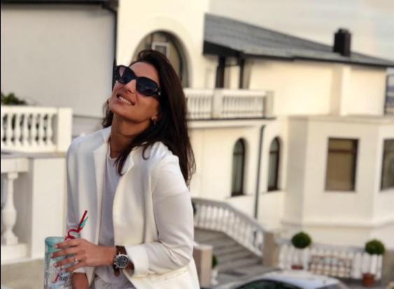 31 წლის ნუცა მაღლაკელიძეს, რომელსაც ავთვისებიანი სიმსივნე დაუდგინდა, საზოგადოების დახმარება ესაჭიროება