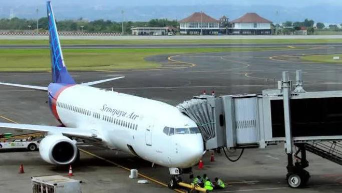 თვითმფრინავი, სადაც 50-ზე მეტი ადამიანი იმყოფებოდა, აფრენის შემდეგ რადარებიდან გაუჩინარდა - რა მოხდა ინდონეზიაში?