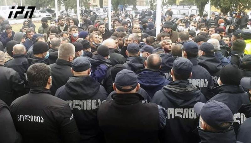 ჩოხატაურის მერიასთან სიტუაცია დაიძაბა - რას ამბობს ჩოხატაურის მერი ბუკნარში მომხდარ დაპირისპირებაზე