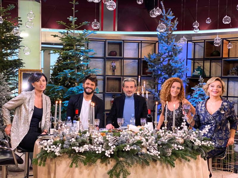 "არ მიღირდა თითქმის განახევრებულ ხელფასზე მუშაობა" - რატომ დატოვეს "ტვ პირველი" ირინა ონაშვილმა, ესმა კუნჭულიამ და რატი დურგლიშვილმა