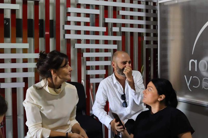 ახალი რუბრიკა "TV პირველის" "შუა დღე ლაივში" სახალისო, უხერხული და მოულოდნელი შეკითხვებით