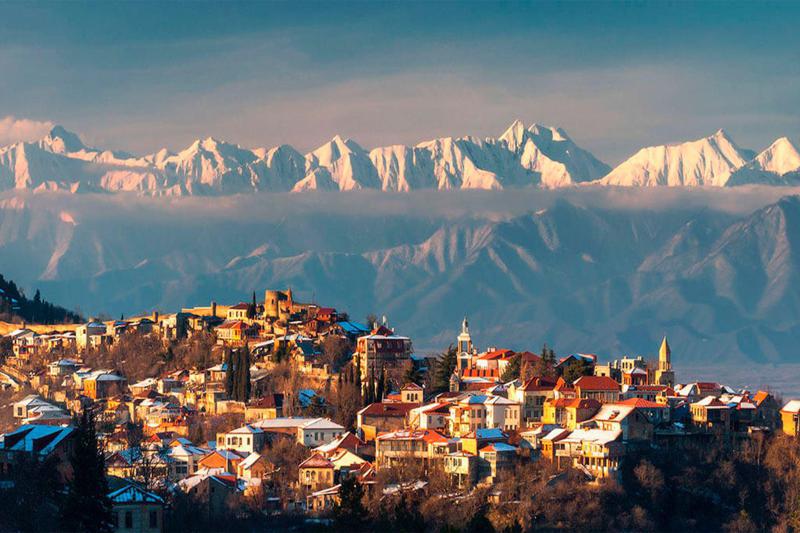 ახალი ტრენდი: მოგზაურობა საკუთარ ქვეყანაში - სად და როგორ დავისვენოთ სამშობლოში?