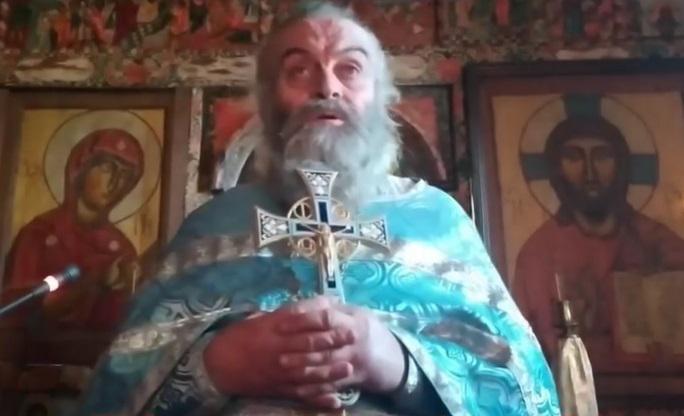 "თუ პარაზიტი იქენი, ტელეფონზე დაჯექი, არ ჯობია პატარა მოკვდე?!" - ქადაგება, რომელმაც სოციალური ქსელი აღაშფოთა