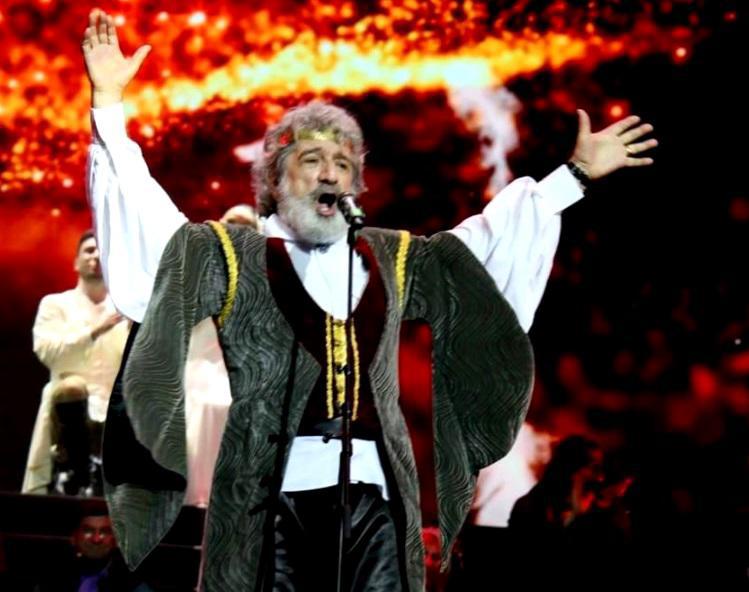 "ვერ გაუძლო არწივმა... საქართველოს ვუსამძიმრებ!" - თემურ წიკლაურის გარდაცვალებას მეგობრები, კოლეგები და უცნობი ადამიანები ეხმაურებიან