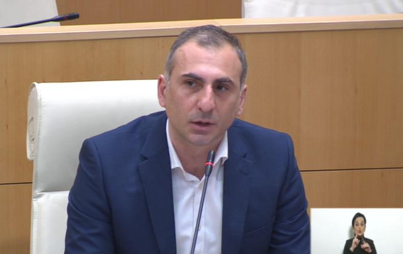 "593 58 40 52 - ეს არის ჩემი ტელეფონის ნომერი... 4 წლის განმავლობაში ვუპასუხებ ზარებს, როგორც დეპუტატი" - ალეკო ელისაშვილი