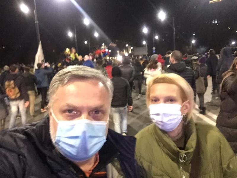 "პოლიციიდან მე და ჩემს მეუღლესაც დაგვირეკეს და გვაცნობეს, რომ 2000/2000 ლარით ვართ დაჯარიმებულები" - რას წერს გია ბარამიძე?