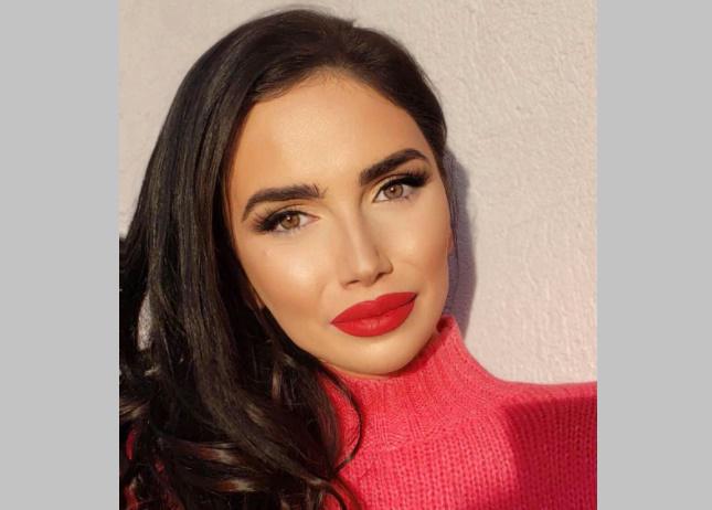 "მე მქვია სოფო და ჩემი დიაგნოზია ძვლის კიბო" - 25 წლის გოგონას, რომელიც სხვებს ეხმარებოდა, ახლა დახმარება თავად სჭირდება