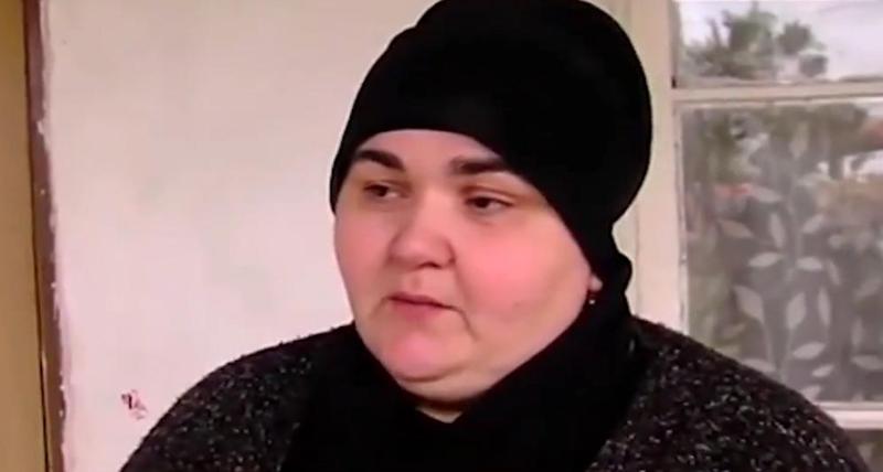 "დარწმუნებული ვარ, მაგათმა უყვეს ბავშვს რაღაცა" - 14 წლის გარდაცვლილი გოგოს დედა ვარაუდობს, რომ ბავშვი ოჯახში ძალადობის დროს შემოაკვდათ და მისი თვითმკვლელობა დადგეს