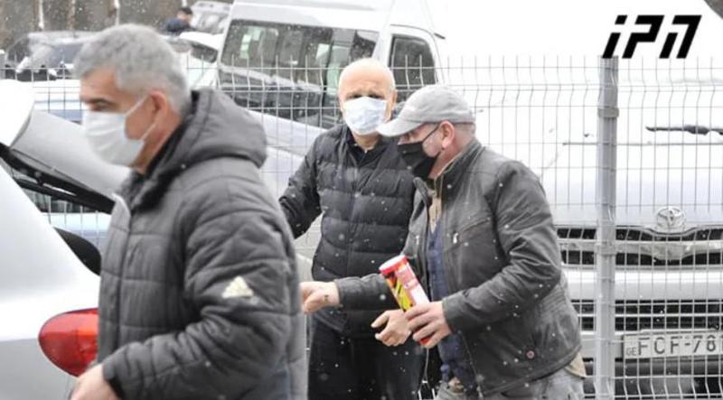 "ნაციონალური მოძრაობის" ცენტრალურ ოფისში ვანო მერაბიშვილი მივიდა