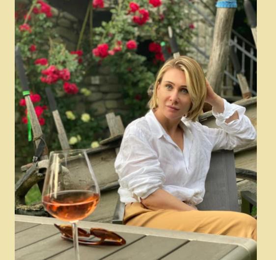 ბინები თბილისში, მცხეთასა და წყნეთში... წილები კომპანიებში - რა ქონებას ფლობს ნინო წილოსანის ოჯახი?