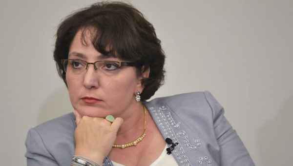 "მეც ჩემი რუტინა უნდა შევცვალო. უნდა ავდგე და ვიარო, თუნდაც რისკის ფასად..." - რას წერს თინა ხიდაშელი სოციალურ ქსელში?