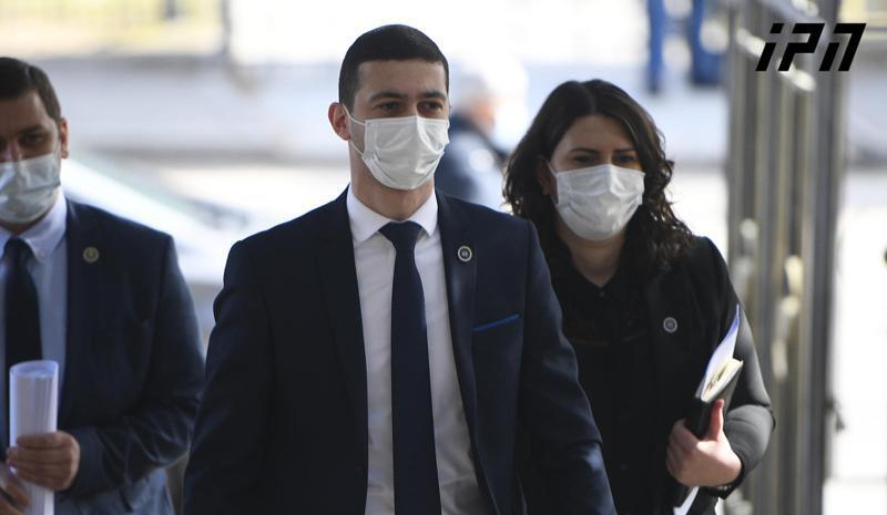 "დაცვის მხარე გვეცოდებოდა, ირონიულ მდგომარეობაში იყვნენ და არ იცოდნენ დასკვნით სიტყვაში რა ელაპარაკათ" - შაქარაშვილის საქმის პროკურორი