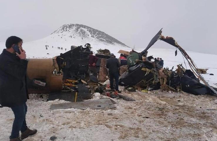 თურქეთში სამხედრო ვერტმფრენის კატასტროფას 11 სამხედრო ემსხვერპლა - რას უკავშირებენ ქვეყნის თავდაცვის უწყებაში მომხდარს