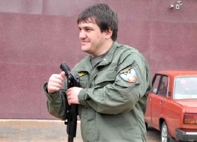 "ავიძბა ითხოვდა სოხუმის პორტის საკუთრებაში ან მართვის უფლებით გადაცემას" - რატომ დააკავეს "პიატნაშკას" ლიდერი და რა ხდება სოხუმში?