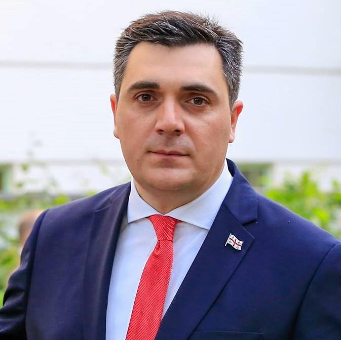 მთავრობის ადმინისტრაციას ახალი უფროსი ჰყავს - რა თანამდებობებზე მუშაობდა ილია დარჩიაშვილი ახალ პოსტზე დანიშვნამდე