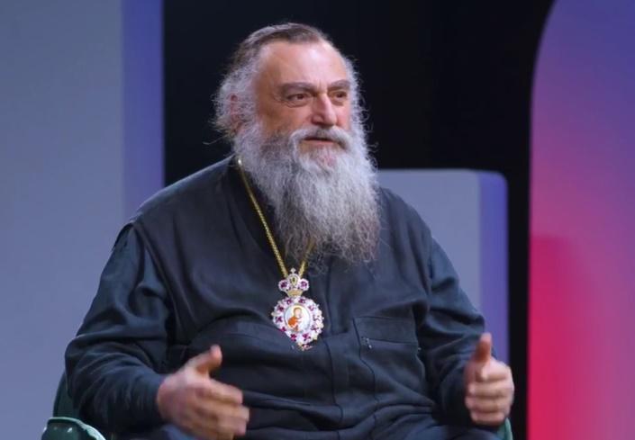 "ოჯახი რომ დავტოვე, ეს ყველაზე მეტად მეუღლეზე აისახა... სამი გოგოს მამა ვარ" - უცნობი ფაქტები მეუფე ნიკოლოზის შესახებ