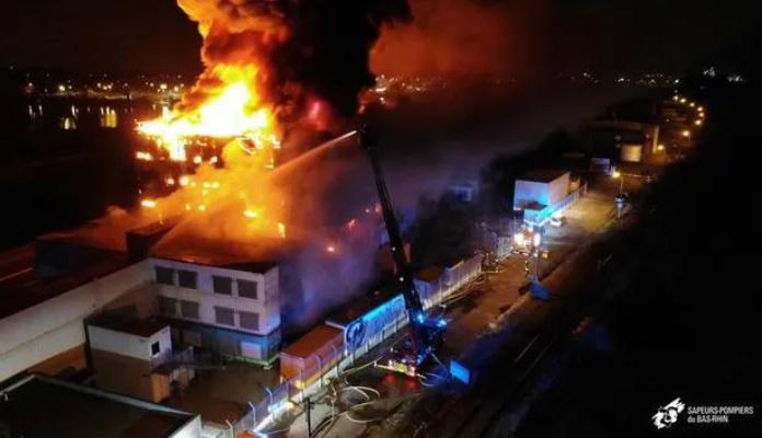 მასშტაბური ხანძარი - დამწვარია ევროპაში ინტერნეტ მონაცემთა უმსხვილესი ფირმის სერვერები