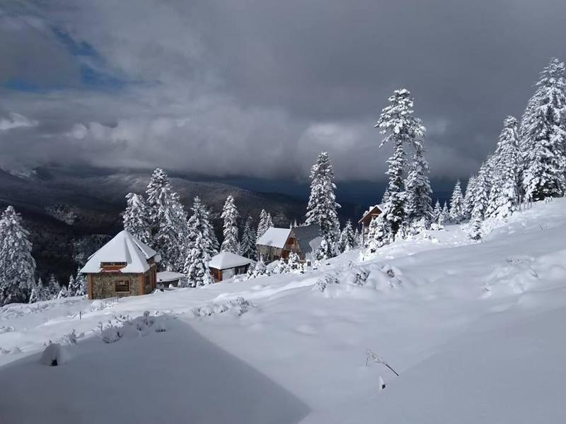 გომისმთაზე ჩარჩენილი სამი ადამიანი მაშველებმა იპოვეს - როგორია მათი მდგომარეობა?