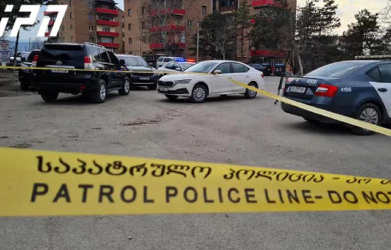 გორში 30 წლამდე მამაკაცი დაჭრეს - რა მოხდა შემთხვევის ადგილას