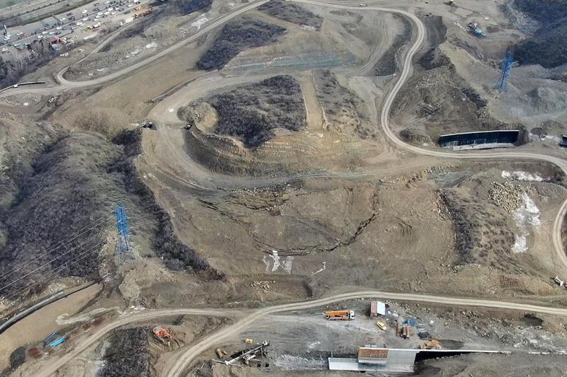 "პროცესი დაწყებულია, უზარმაზარი მასაა დაძრული, ახლა გინდ გერმანელი სპეციალისტი ჩამოიყვანონ, გინდა ფრანგი, იგივეს იტყვის ყველა" -  გეოლოგი