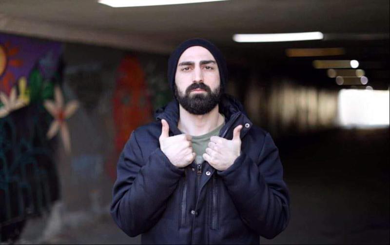 "რა გგონიათ, ჰეითერებო, დედის ყურს ვერ გაგინებთ?" - თორნიკე ყიფიანის ახალი სკანდალური მიმართვა კრიტიკოსებს