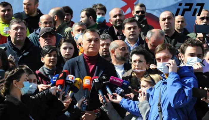 ოპოზიცია მუშაობის საგანგებო რეჟიმზე გადადის - რას ითვალისწინებს გეგმა, რომელიც მოლაპარაკებების ჩაშლის შემდეგ შედგა?