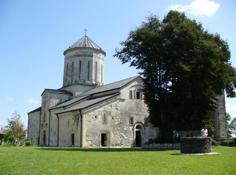 ჭყონდიდის ეპარქიაში საკვირაო წირვის შემდეგ ორასკაციანი ტრაპეზის გამართვა იგეგმება? - რა ინფორმაცია ვრცელდება მედიაში