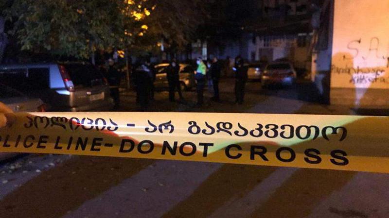 ვაჟა-ფშაველას გამზირზე მამაკაცი დაჭრეს - პოლიციამ ცხელ კვალზე ერთი პირი დააკავა