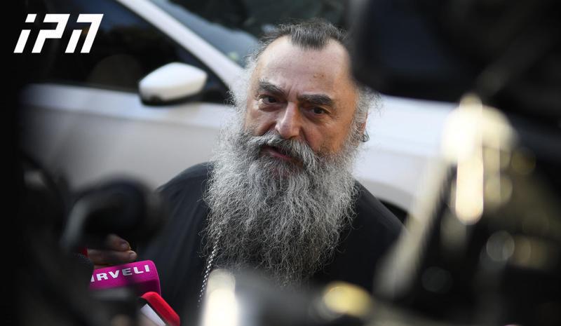 "ეკლესია დგას, ბჭენი ჯოჯოხეთისანი ვერ ერევა და მცირე თევზები, თუ ცხოველები რომ იკბინებიან, ეს ყოველთვის იყო და არაუშავს" - მეუფე ნიკოლოზი