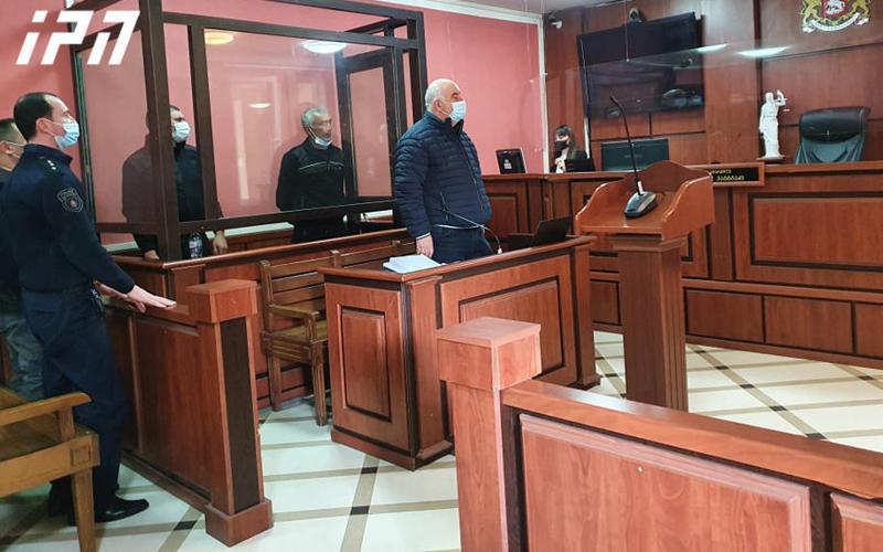 გურჯაანში ერთი ადამიანის მკვლელობისა და 3-ის დაჭრის საქმეზე ბრალდებულებს პატიმრობა შეეფარდათ