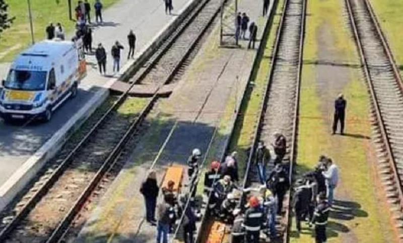 ზუგდიდში ქალს მატარებელი დაეჯახა - "მისი ზოგადი მდგომარეობა კრიტიკულად მძიმეა"