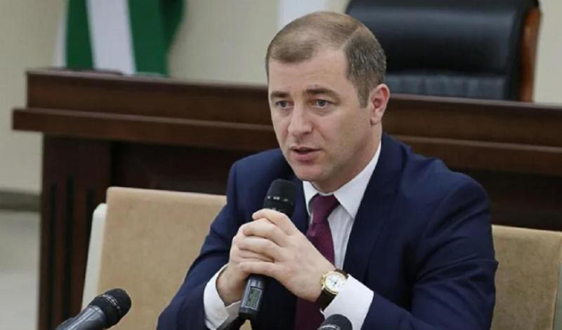 "მზად ვართ ნამდვილი კავკასიური სტუმართმოყვარეობა ვაჩვენოთ", - ოკუპირებული აფხაზეთის ე.წ. ოპოზიციური პარტიის ლიდერი პოზნერს აფხაზეთში ეპატიჟება