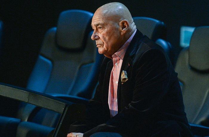 "ყოჩაღ, ქართველებო! იმპერიალისტები თავიანთ სახლებში უნდა ისხდნენ" - როგორ ეხმაურებიან რუსული მედია და ინტერნეტმომხმარებლები პოზნერის ჩაშლილ დაბადების დღეს