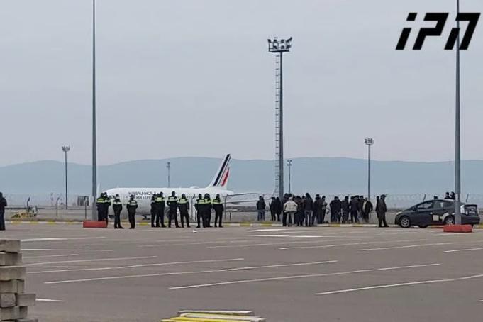 ვლადიმერ პოზნერმა და მისმა სტუმრებმა საქართველო დატოვეს